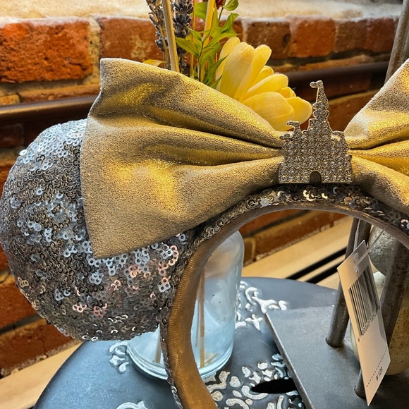 💕Disney Cinderella Castle Minnie Mouse Ears - Picture 3 of 6